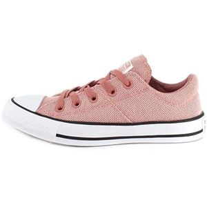 Converse NWOT Chuck Taylor Low Top Sneaker